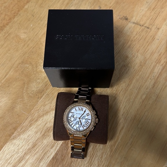 Michael Kors Watch - Picture 1 of 3